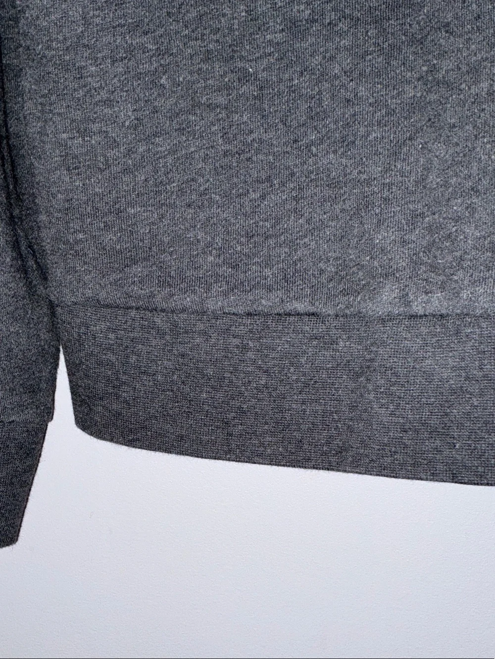 Patagonia Women’s Black Pullover Crew Sweatshirt - Picture 11 of 16